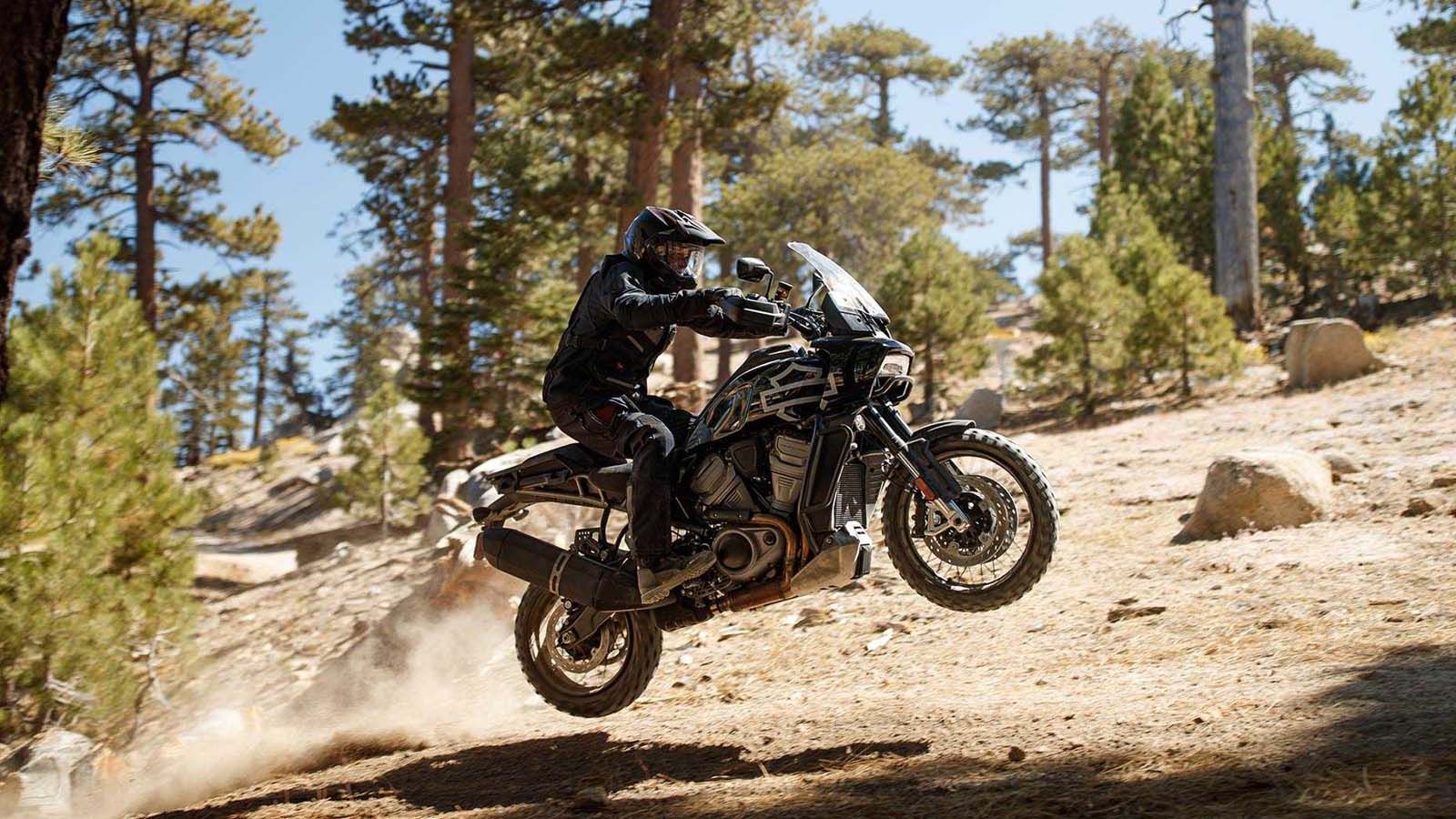 H Harley-Davidson Pan America